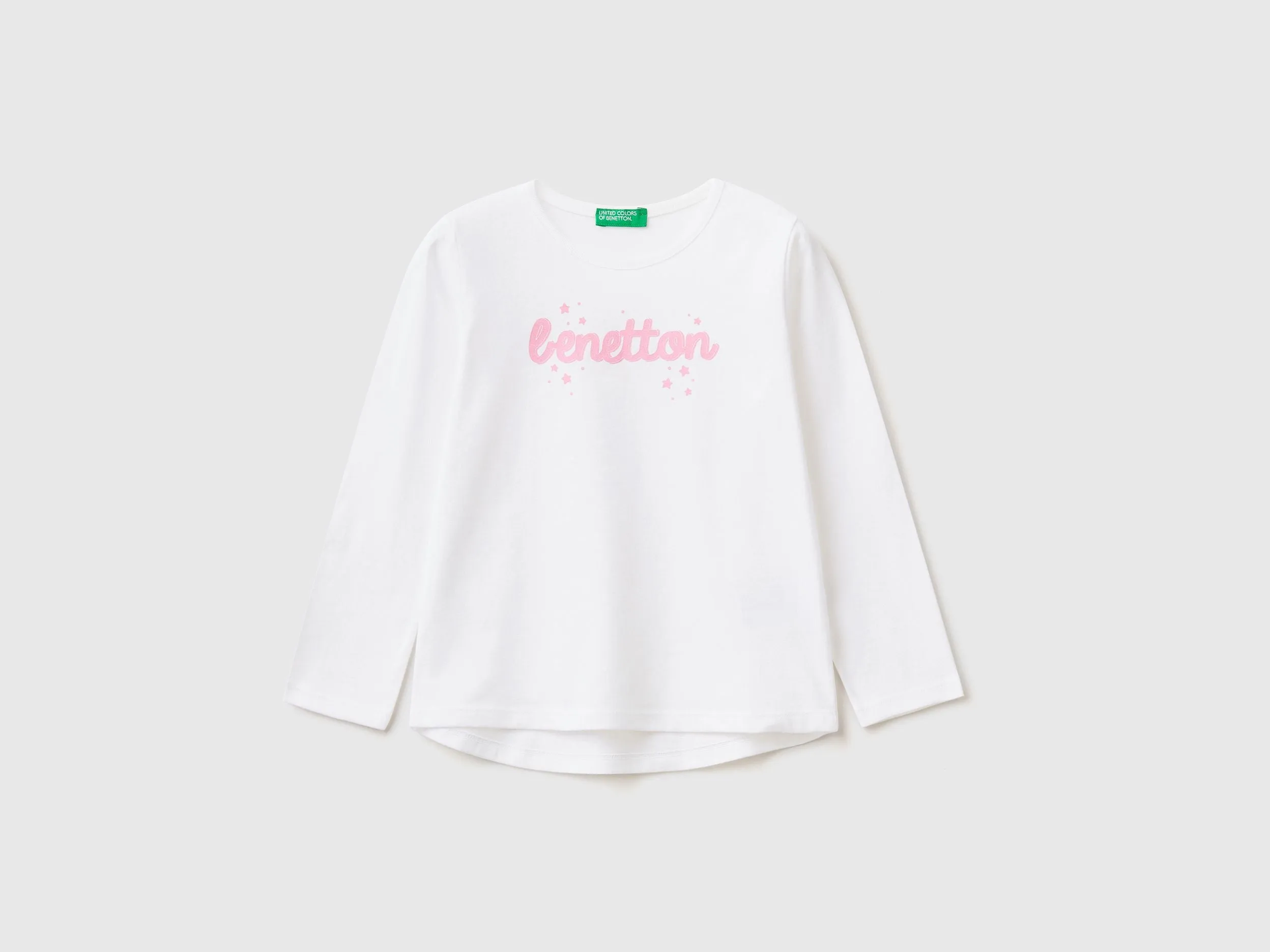 100% cotton t-shirt with logo
