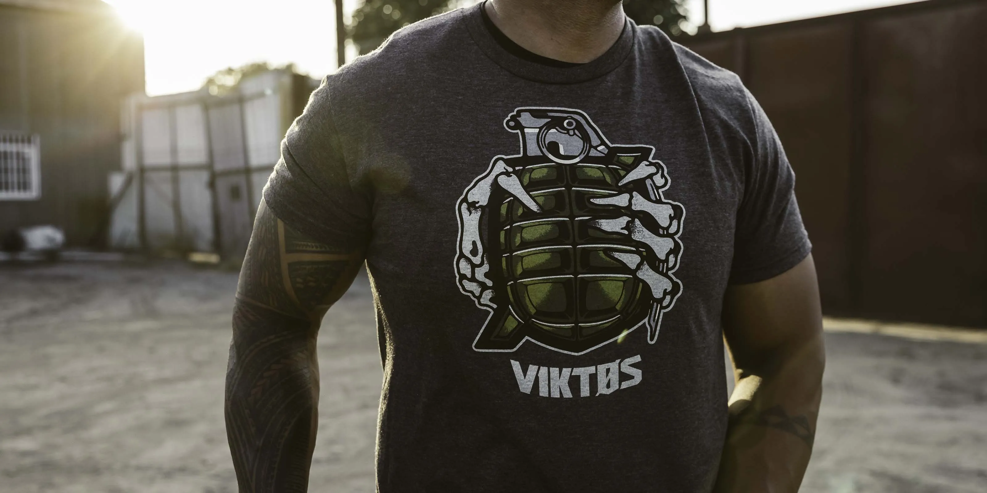 Granata Tee