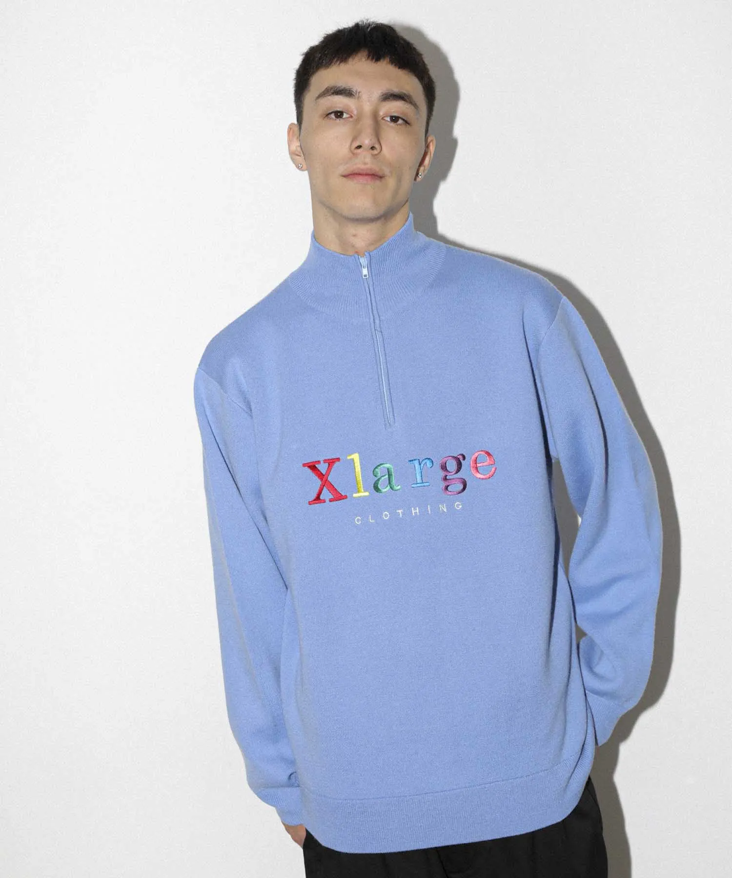 HALF ZIP EMBROIDERY SWEATER