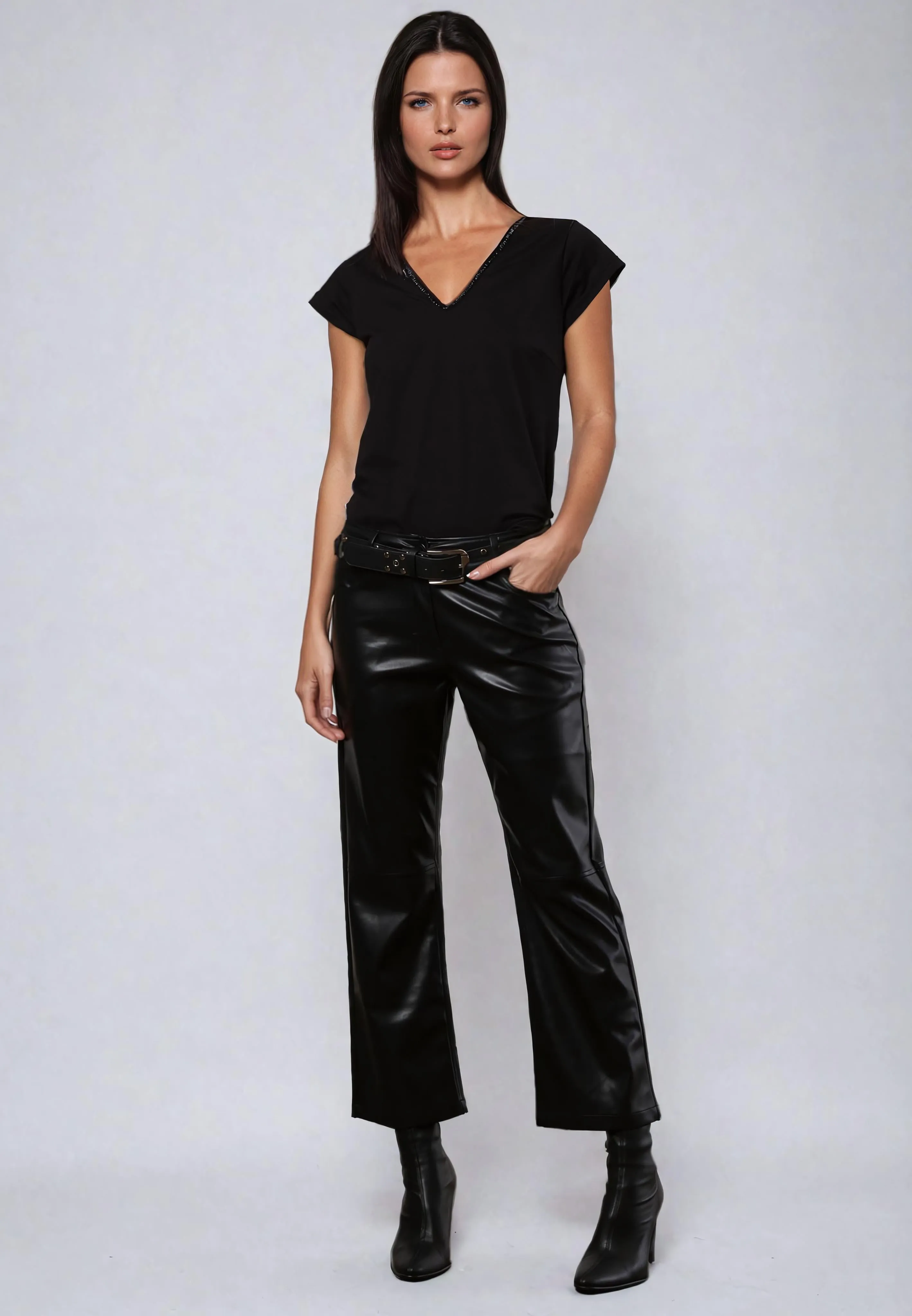 MIRACLE T-SHIRT BLACK