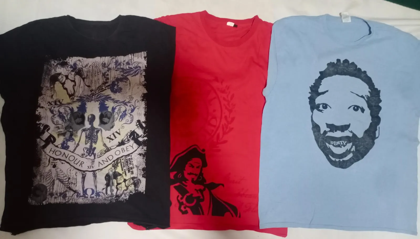 Printed t shirt  20 pcs