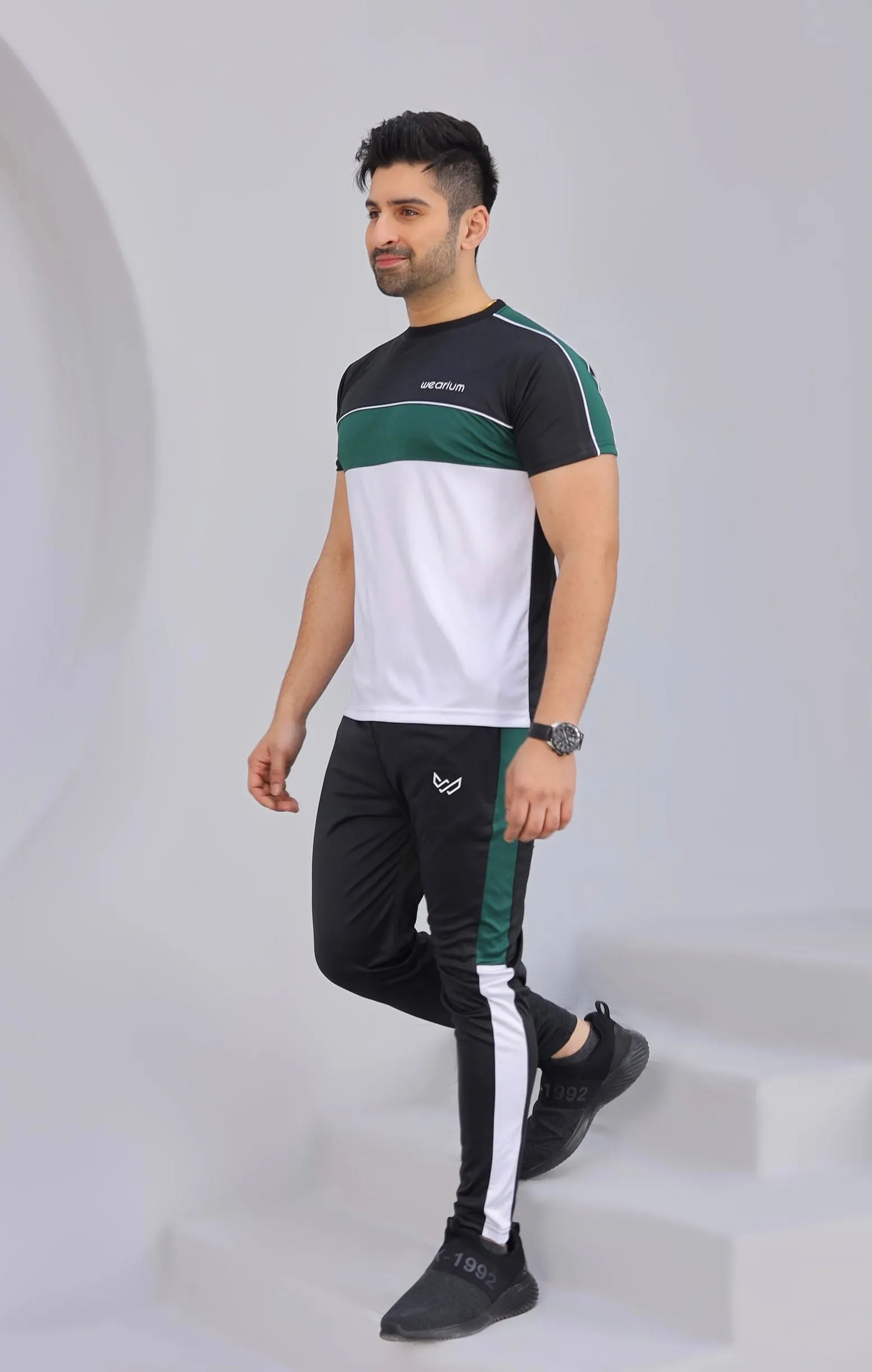 Sleek - Dri-Fit tracksuit