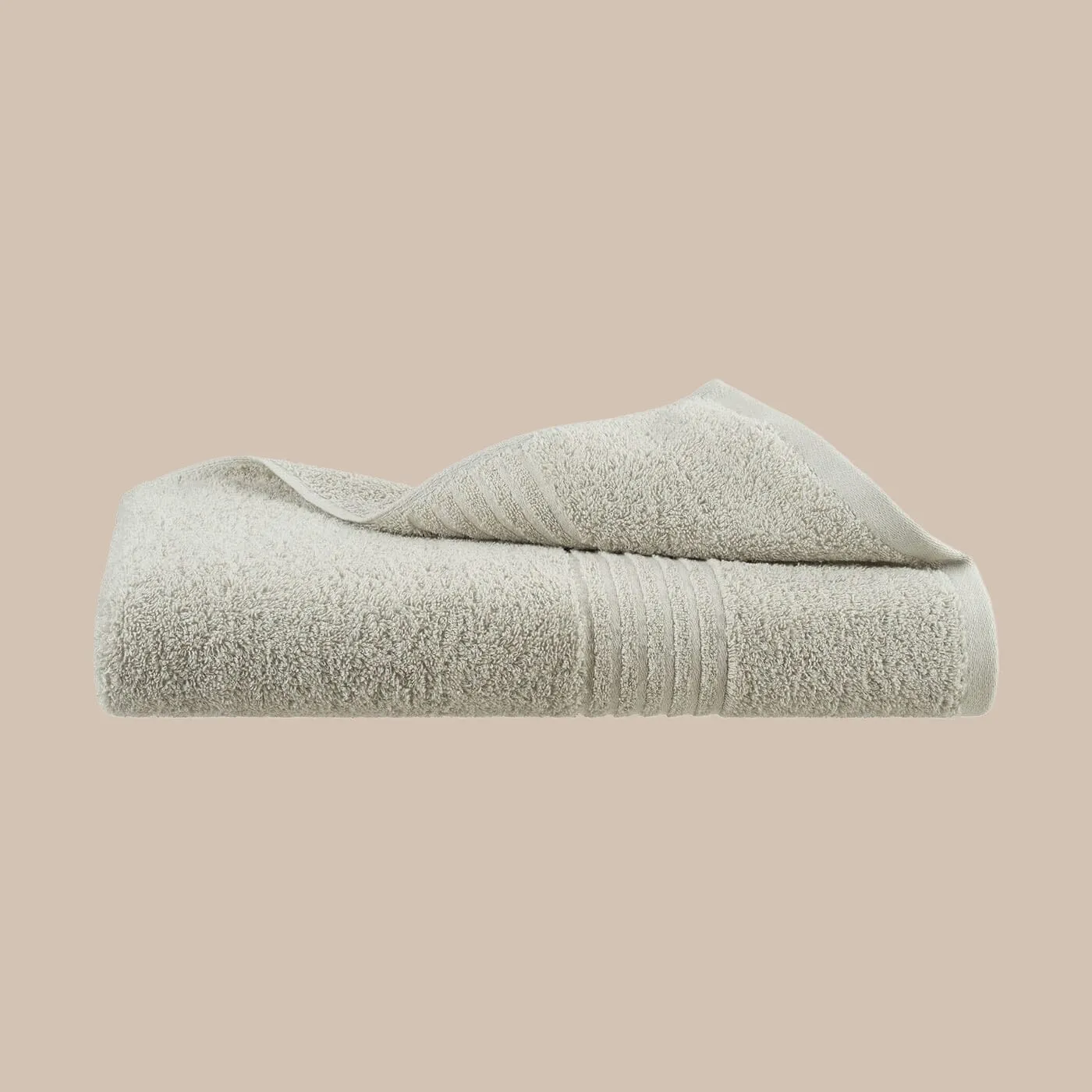 Southern Tide Performance Oversized Bath Towel