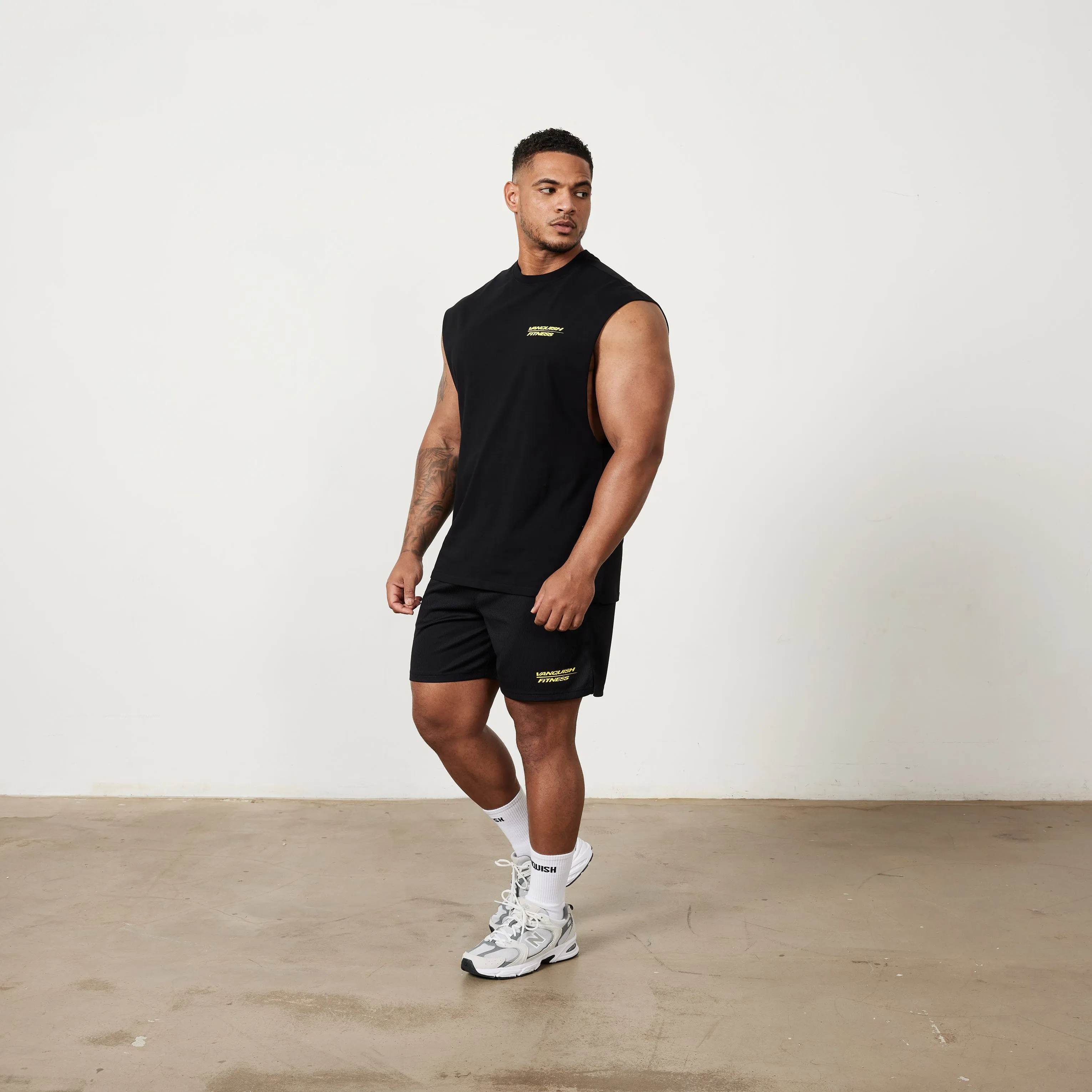 Vanquish Speed Black Oversized Sleeveless T Shirt