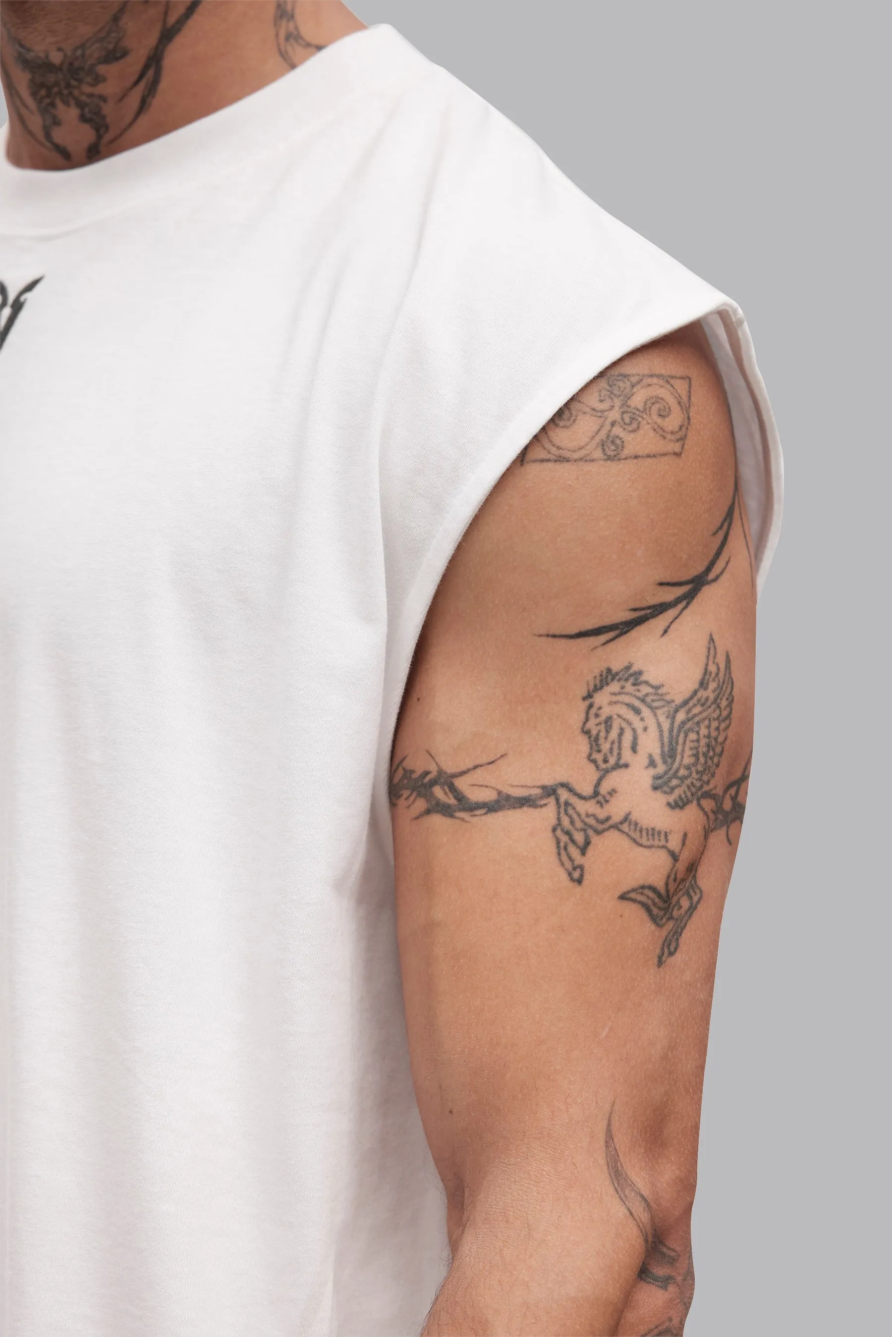 V_LYFE220 SLEEVELESS T-SHIRT - Optic White